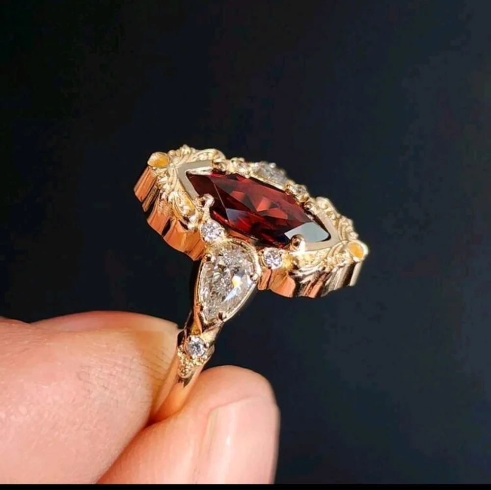 SALE ** BRAND NEW ** Elegant Gold and Red Gemstone Ring